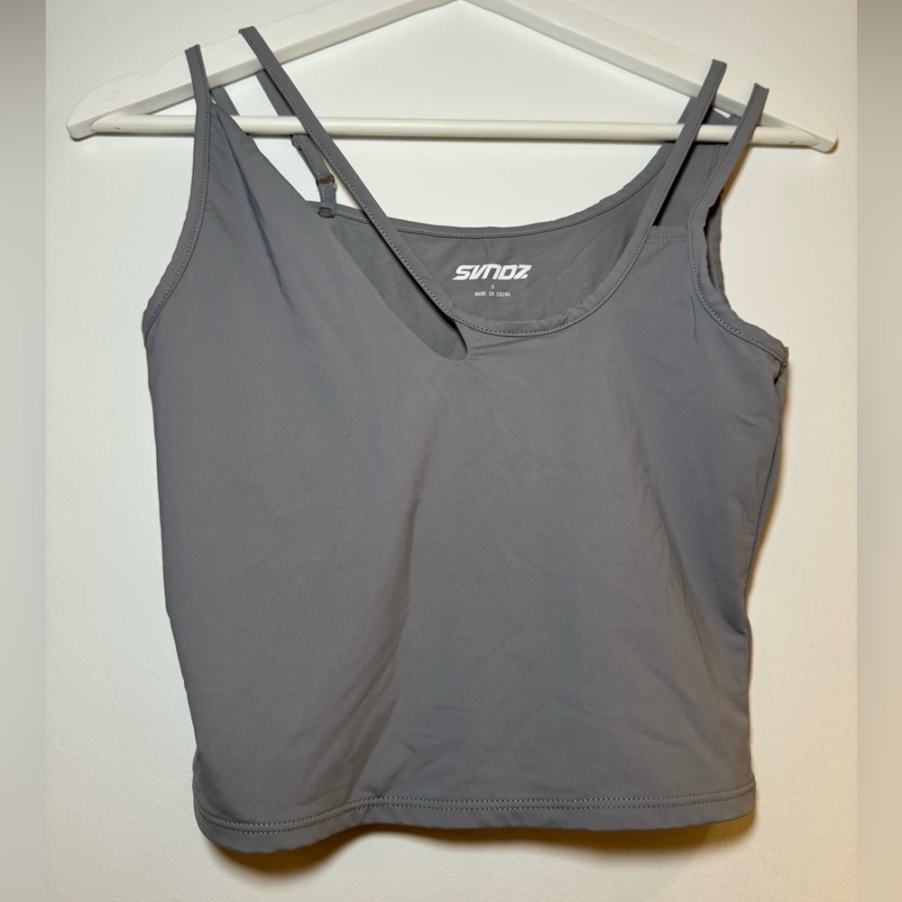 SVNDZ asymmetrical top